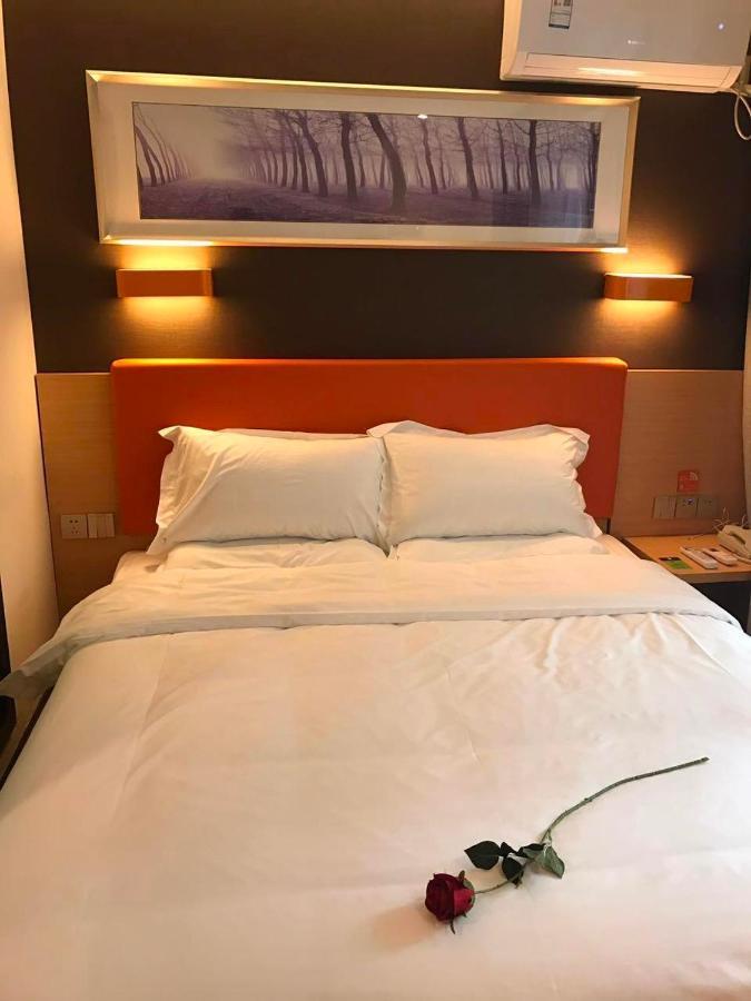 7 Days Premium Chongqing Jiangbei International Airport Branch Hotel Exterior photo