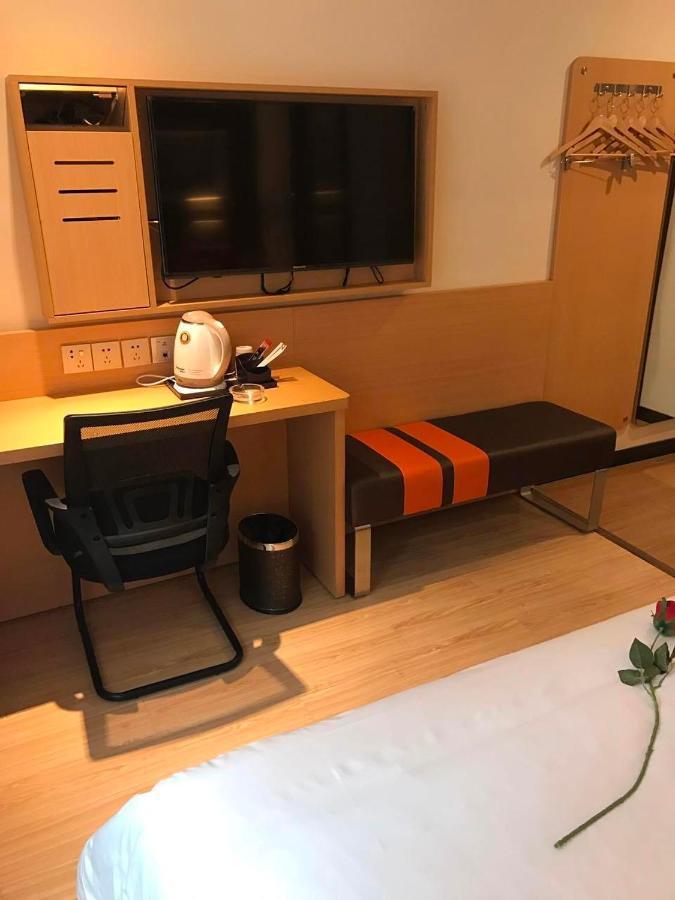 7 Days Premium Chongqing Jiangbei International Airport Branch Hotel Exterior photo